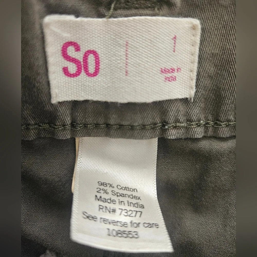 Olive Green Pleated Pants - Picture 3 of 8